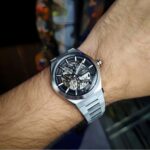 Relógio Masculino Orient Automático Skeleton Prateado: estilo sofisticado e mecanismo aparente para quem busca elegância e autenticidade. - Imagem 3