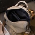 Mochila Feminina de Couro PU Bege: compacta, impermeável e versátil para uso diário, trabalho, escola e viagens. - Imagem 4