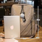 Mochila Feminina de Couro PU Bege: compacta, impermeável e versátil para uso diário, trabalho, escola e viagens. - Imagem 6