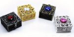 Caixa para contas de rosário em metal dourado, ideal para armazenar joias cristãs com segurança e elegância - Imagem 7