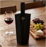 Porta Vinho Luxo em Couro Sintético Premium: elegância e segurança para presentear ou transportar sua garrafa. - Imagem 7
