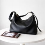 Bolsa Feminina Transversal em Couro PU Premium: resistente, impermeável e sofisticada para trabalho e dia a dia - Imagem 3