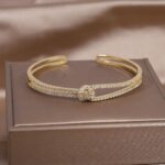 Pulseira Woman’s Grace ajustável com zircônias, elegância e brilho para todas as ocasiões - Imagem 5