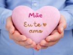 Cesta de Chocolates Presenteável em Formato de Coração com Sonho de Valsa e Coração de Pelúcia para Dia das Mães - Imagem 5