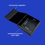 Caixa de Presente Preta Rígida 18x18x7cm com Fechamento Magnético, ideal para presentes, kits e brindes premium. - Imagem 3