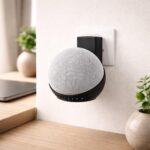Suporte de Tomada Alexa Echo Pop: instalação sem furos, cabo organizado e visual clean em preto ou branco - Imagem 5