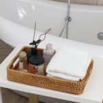 Bandeja de vime com alças, leve e resistente, ideal para servir, organizar e decorar mesa com estilo natural - Imagem 7