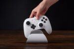 8BitDo Ultimate 2 Wireless: precisão TMR, gatilhos ajustáveis e conexão 8Speed para jogar com desempenho máximo. - Imagem 10