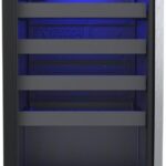 Adega Piubella Venax 100L: 24 garrafas, porta invertida, controle digital e design preto fosco para conservar seus vinhos com estilo.
