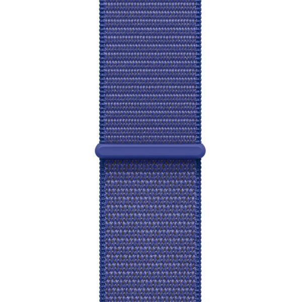 Apple Watch Band Loop desportiva 40 mm ultramarino: leve, respirável e com ajuste fácil para mais conforto no dia a dia.
