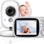 Babá Eletrônica com Câmera: visão noturna, áudio bidirecional, VOX, temperatura e tela LCD 3.2” para monitorar seu bebê com segurança.