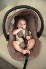 Bebê Conforto Galzerano Cocoon 8181, conforto e segurança para bebês de 0 a 13kg com capota removível e tecido lavável. - Imagem 2