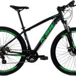 Bicicleta Aro 29 KSW com câmbios Shimano Altus, freio hidráulico e suspensão com trava para mais segurança e desempenho.