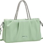 Bolsa Feminina Nuvem com detalhes plissados: elegante, quadrada e versátil para mão, ombro ou transversal.