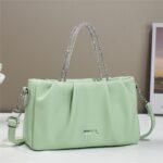 Bolsa Feminina Nuvem com detalhes plissados: elegante, quadrada e versátil para mão, ombro ou transversal. - Imagem 2