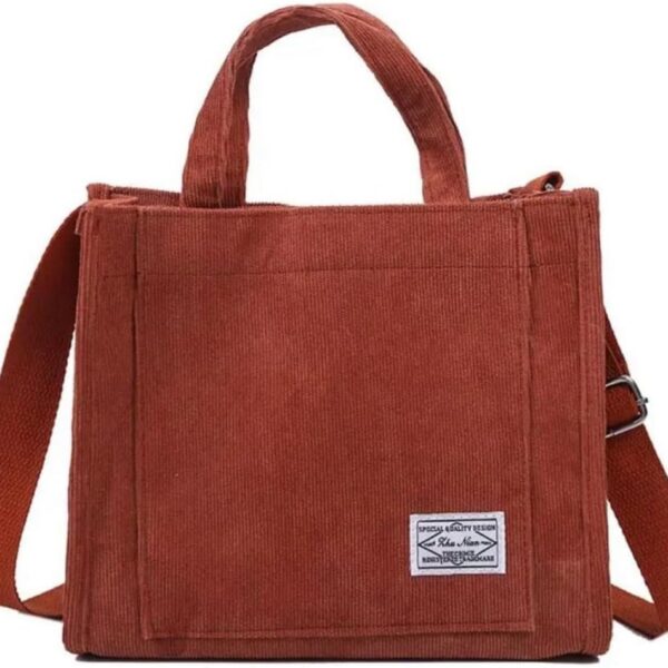 Bolsa Feminina Tiracolo Transversal Marrom casual, prática e versátil para o dia a dia.