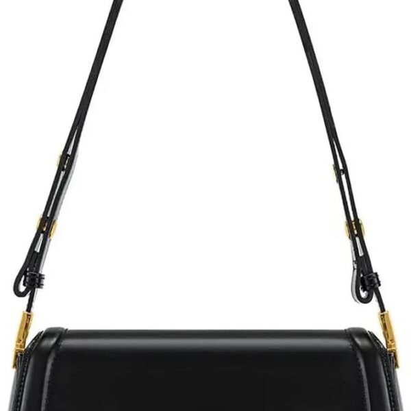 Bolsa Romantic Crown feminina com espaço ideal para o dia a dia, prática, versátil e perfeita para trabalho, faculdade e passeios.