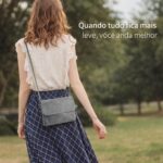 Bolsa Transversal Feminina Cinza: compacta, leve e elegante com 5 compartimentos para uso diário, viagem e trabalho. - Imagem 2