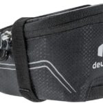 Bolsa de Selim Deuter Bike Bag Race II: compacta, resistente e ideal para guardar pequenos itens com segurança na bike.