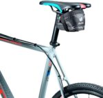 Bolsa de Selim Deuter Bike Bag Race II: compacta, resistente e ideal para guardar pequenos itens com segurança na bike. - Imagem 2