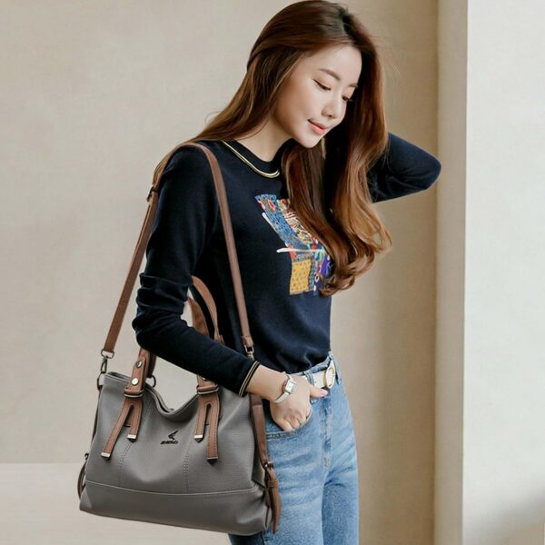 Bolsa de couro feminina grande capacidade: estilo, conforto e espaço ideal para o dia a dia.