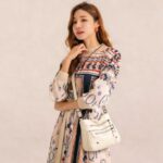 Bolsa feminina transversal com vários bolsos e grande capacidade para passeio, trabalho e uso casual