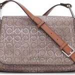Bolsa tiracolo Calvin Klein Charlie feminina: prática, organizada e ideal para o dia a dia ou noite.