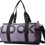 Bolsa tiracolo feminina compacta e versátil para trabalho, viagem e uso diário, com espaço ideal para itens essenciais.