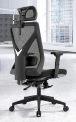 Cadeira de escritório MK-900 com assento estofado e encosto em tela mesh para mais conforto e ergonomia. - Imagem 2