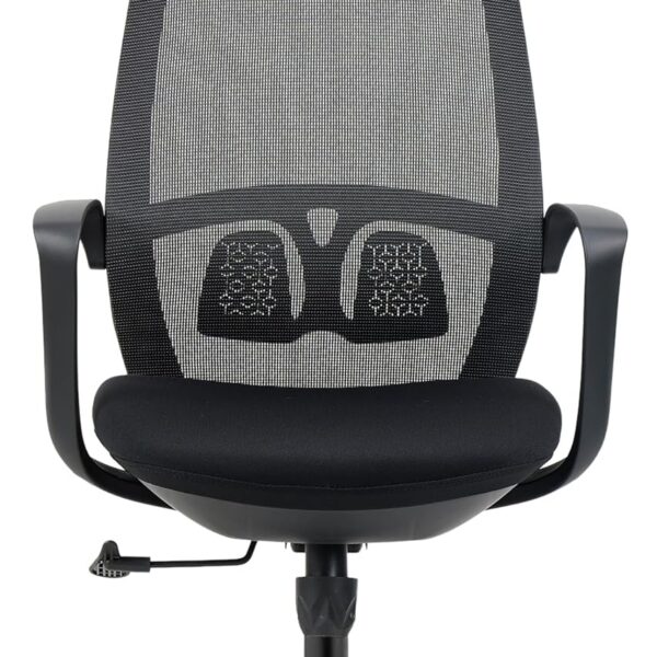 Cadeira de escritório ergonômica preta com encosto de cabeça, malha respirável, suporte lombar e altura ajustável para mais conforto.