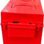 Caixa de bateria para bicicleta elétrica vermelha, resistente à poeira e água, com alça dobrável e fácil transporte.