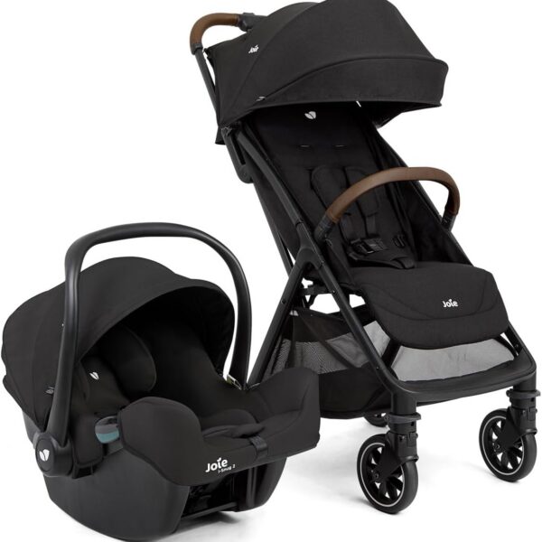 Carrinho de Bebê Joie Pact Pro com Bebê Conforto: leve, compacto e portátil, ideal para passeios e viagens.