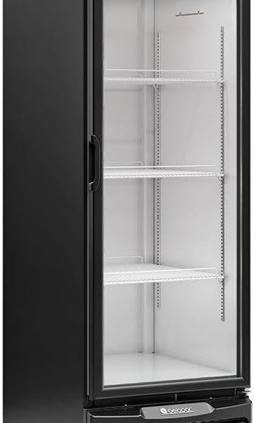 Cervejeira Gelopar 570L Frost Free com porta de vidro duplo temperado e LED, ideal para conservar bebidas com praticidade e estilo.