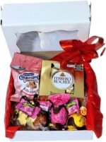 Cesta Caixa Recheada com Ferrero e Trufas, presente elegante para Dia da Mulher e aniversário, ideal para surpreender com carinho.