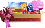 Cesta De Chocolate Stitch com Miçangas: presente infantil completo com doces, brinquedos e carinho, pronto para surpreender