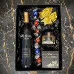 Cesta Gourmet G&O Black Gift com Vinho Pata Negra: presente premium sofisticado para celebrações especiais e corporativas.