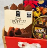 Cesta Presente Gourmet com Importados, Cookies e Chocolates pronta para presentear com elegância e sabor premium - Imagem 2