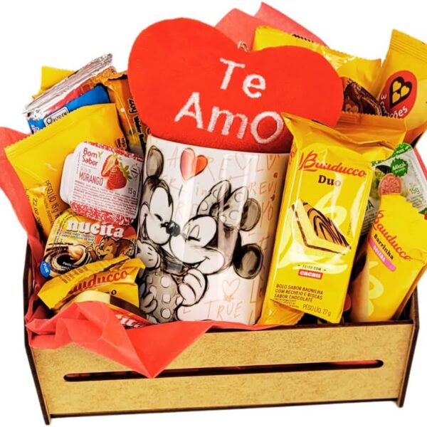 Cesta de Café da Manhã Presente com Mimos e Delícias para Datas Especiais e Dia dos Namorados