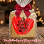 Cesta de Café da Manhã com Caneca Mickey e Minnie: 15 itens para presentear com amor, pronta para surpreender namorados. - Imagem 2