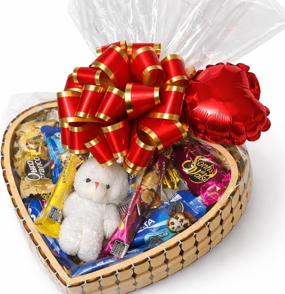 Cesta de Chocolate Lacta Coração com Coelhinho: 15 chocolates sortidos, Cesta de Chocolate Lacta Coração com Coelhinho: 15 chocolates sortidos, presente romântico e premium para datas especiais.