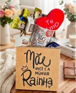 Cesta de Chocolates com Caneca e Chaveiro: presente completo e carinhoso para o Dia das Mães, com caixa MDF, chocolates e amor. - Imagem 2