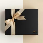 Cesta de Presente Gourmet G&O com Vinho Branco: presente sofisticado com snacks premium e doces finos para surpreender qualquer ocasião.