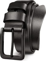 Cinto social masculino em couro genuíno, 3,8 cm, acabamento casual e elegante para compor looks com estilo.