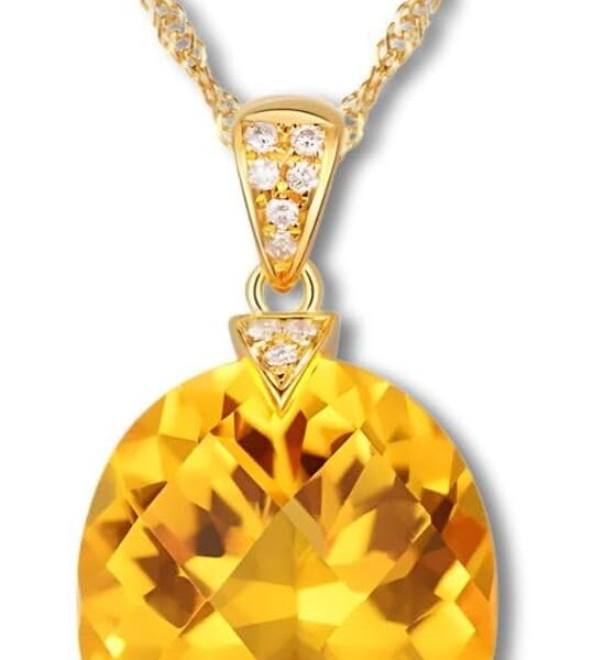 Colar Feminino Cristal Solar com Citrino: amuleto da prosperidade em prata 925 banhada a ouro, 45cm.
