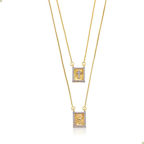Colar escapulário feminino Espírito Santo com zircônias, banhado a ouro 18k, antialérgico e elegante para compor seu visual.