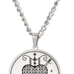 Colar masculino Erzulie Dantor Veve com pingente talismã de proteção e maternidade, ideal para presentear mulheres