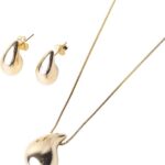 Conjunto Feminino Semijoia Folheada Ouro 18k com Corrente e Brinco Bold: elegância marcante para valorizar seu visual.