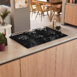 Cooktop Mueller 5 Bocas 77cm com Grade Dupla Bivolt: mesa ampla, acendimento superautomático e mais firmeza para suas receitas. - Imagem 2