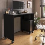 Escrivaninha Beauty preta: mesa moderna para computador e notebook com nicho para gabinete e rodízios.