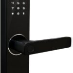 Fechadura Inteligente Primebras Rio WiFi com biometria, senha, tag e app para mais segurança e praticidade.